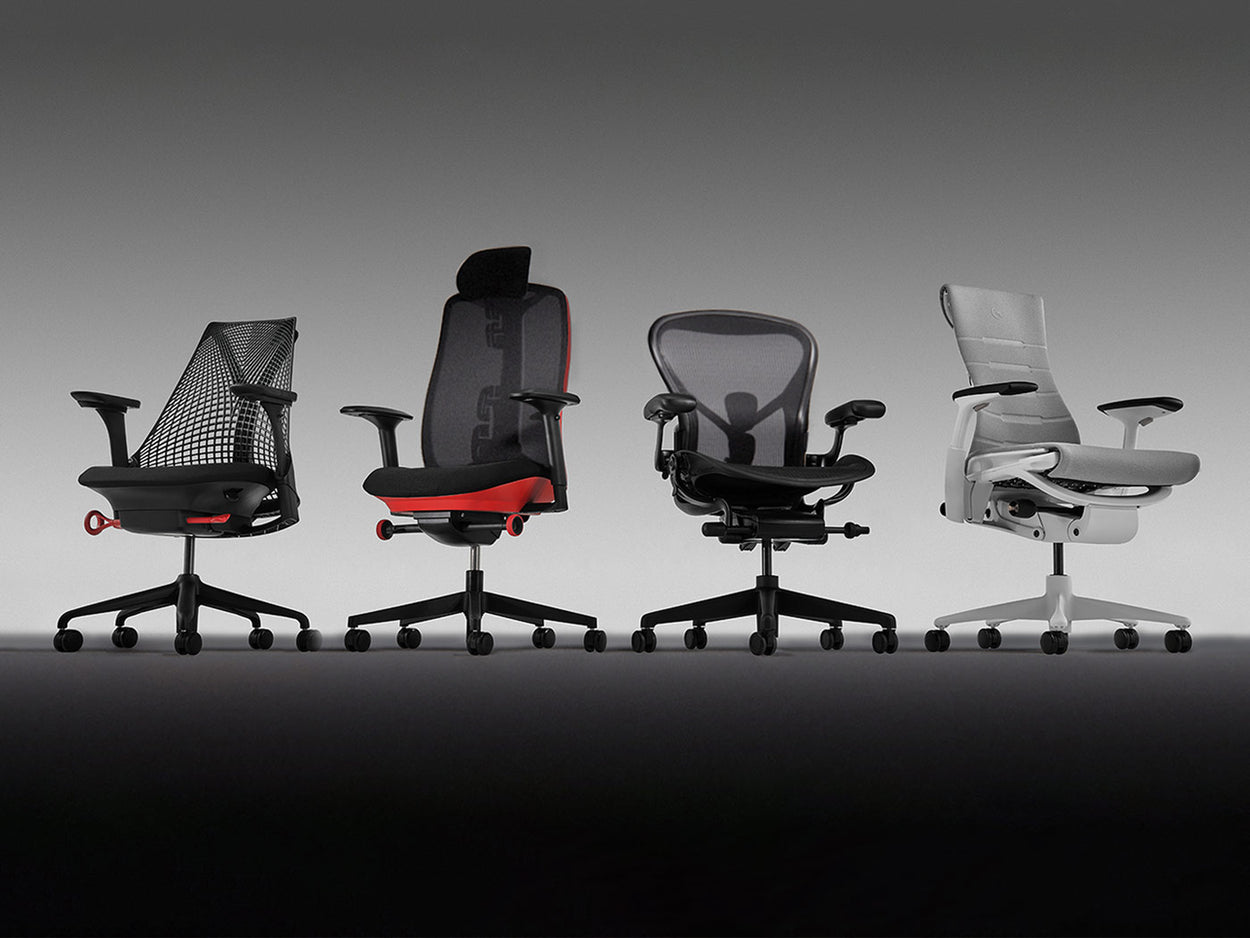 Een 4x3-opstelling van ergonomische gamingstoelen van Herman Miller. Met de Sayl, Vantum, Aeron en Embody Gaming.